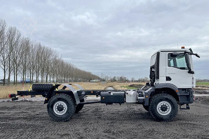 Chassis with cab MAN TGM 18.250 BB CH Chassis Cabin (15 units)