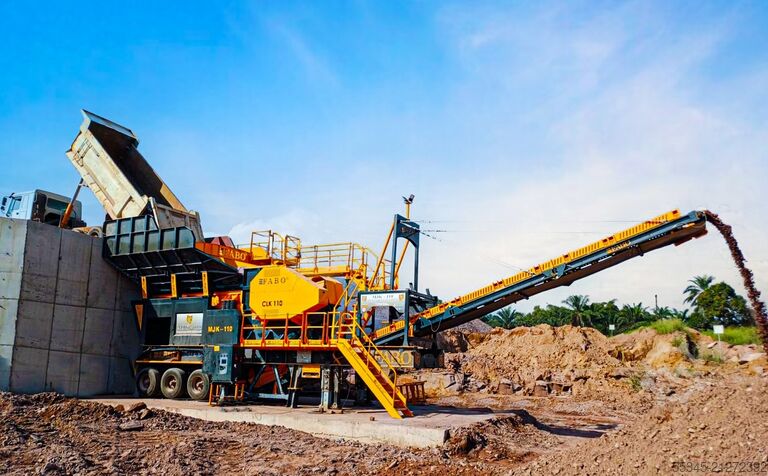 Brechanlage FABO Jaw Crusher hard stone crushing machine 180-300 t/h