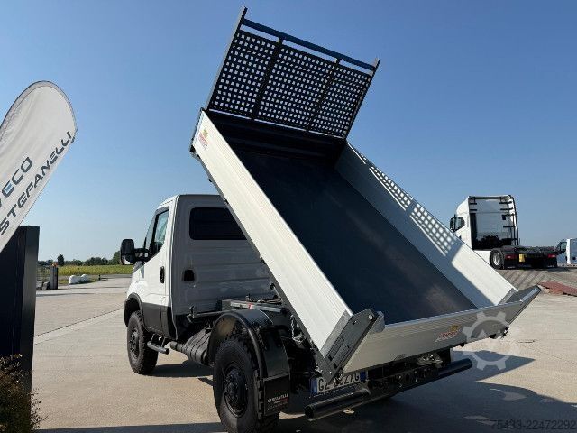 Spezial-LKW IVECO DAILY 35S18 H 4X4 RIB. TRILATERALE