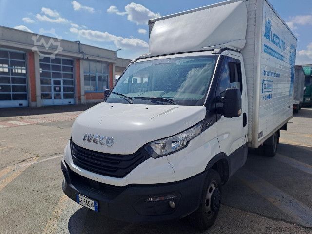 Kastenwagen IVECO DAILY 35C14H BOX