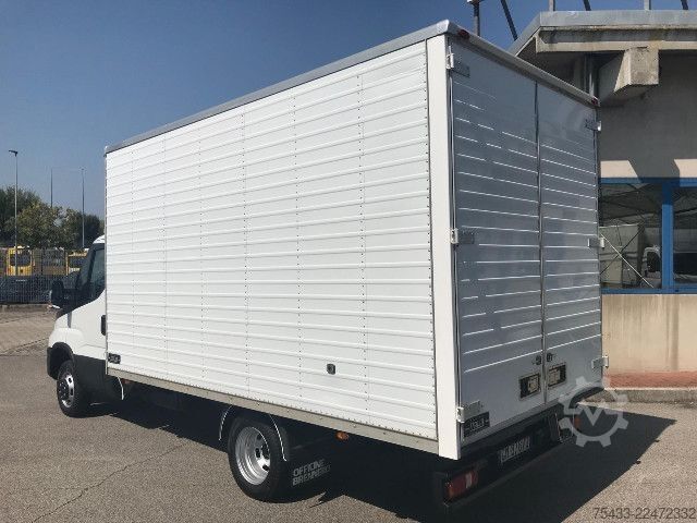 Panel van IVECO DAILY 35C14H BOX