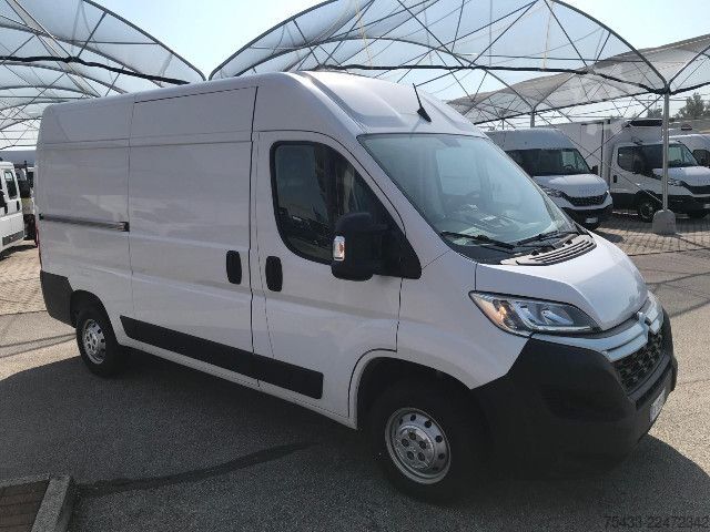Panel van Citroën Jumper 33 L2H2 2.2 bluehdi 140cv S&S