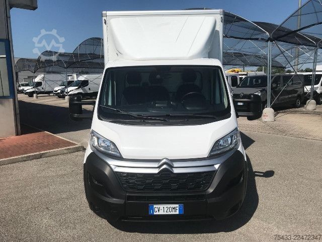 Customized van Citroën Jumper 35 L4 2.2 bluehdi 140cv S&S  p.la