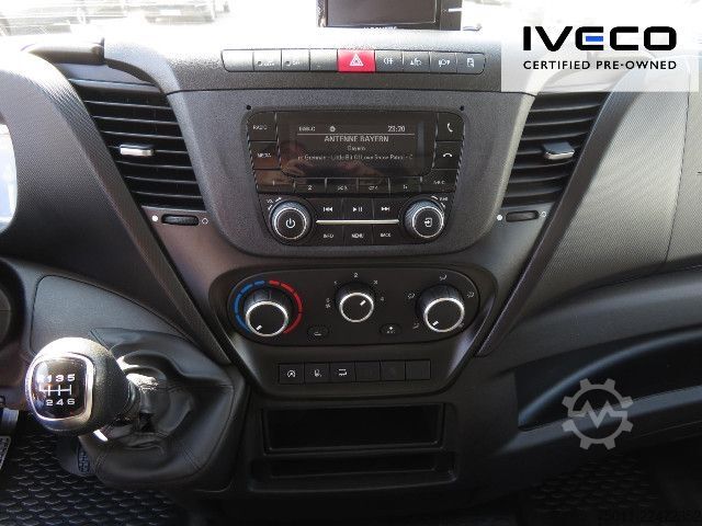 Transporter mit Koffer IVECO Daily 35C16 Koffer/LBW Klima, Kamera