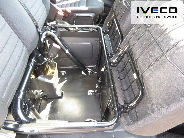 Transporter mit Koffer IVECO Daily 35C16 Koffer/LBW Klima, Kamera