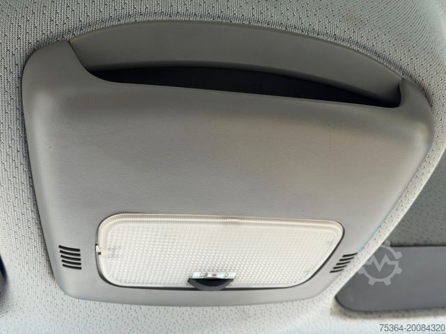 Minibus VW Crafter 2.0 Tdi 80 kw L2H2 9Sitze Klima Tempomat