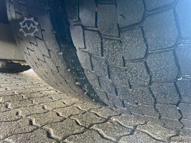 Müllwagen Mercedes-Benz 2533 6x2 Antos Faun Vario II 527 H V19