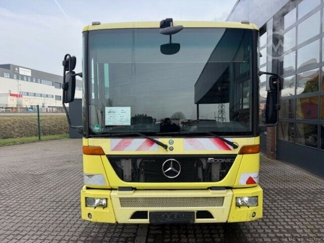 Garbage truck Mercedes-Benz 2633 6x2 Econic Geesink Value PAK