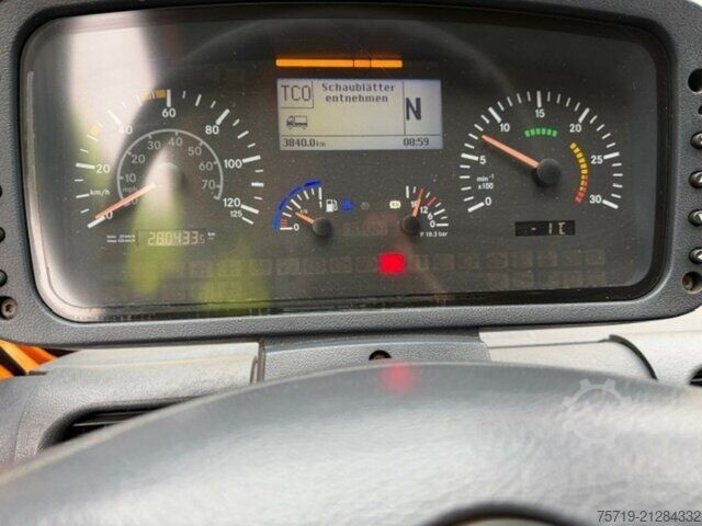 Unimog Mercedes-Benz U-400 Mulag/Salzstreuer/Waschgerät