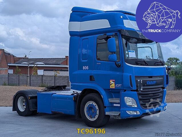 Standard-SZM DAF CF 440
