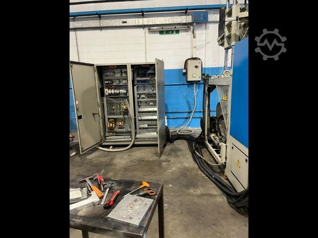 Used MAGIC MOD. MGL5 blow molding machine  MGL5