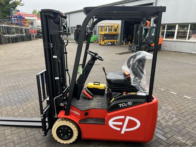 Electric 4-wheel forklift EP TCL101