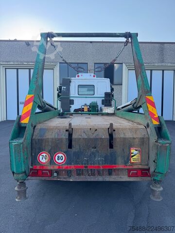 4x2 Abrollkipper mit Mehrkammeraufbau IVECO EUROCARGO 120 E 18K