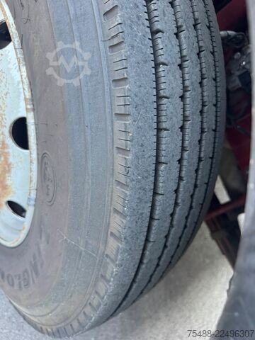 4x2 Abrollkipper mit Mehrkammeraufbau IVECO EUROCARGO 120 E 18K
