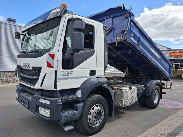 Three-sided tipper truck IVECO AD190T33 EVI_C / Schalter / Meiller