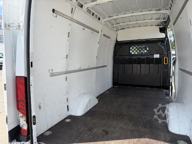 Kastenwagen IVECO 35S16V AHK + Fahrtenschreiber