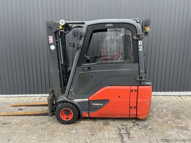 Electric 3-wheel forklift Linde E18L-02