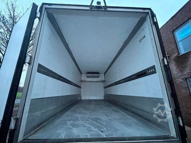 Refrigerated truck VOLVO FH 460 Tiefkühlkoffer*2 Stück *