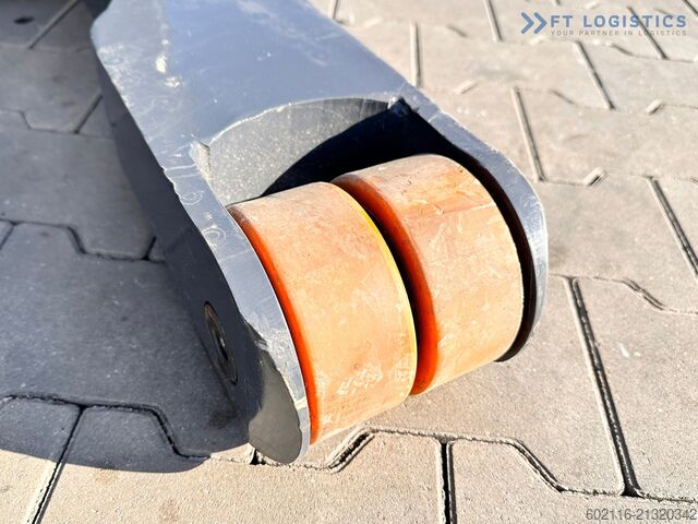 4-Wege-Gabelstapler Combilift WR / DUPLEX / 4.5M / 2017 / ONLY 30 H