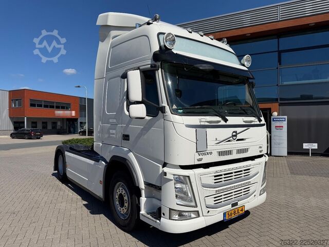 Standard tractor Volvo FM 410 GLOBETROTTER XL E6