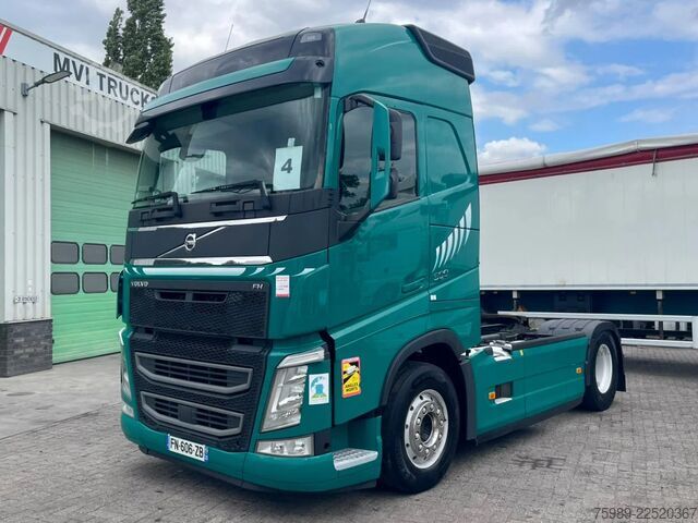 Standard-SZM Volvo FH 500 Vin YV2RT40A3LB309975,  2 tanks, P - Coo...