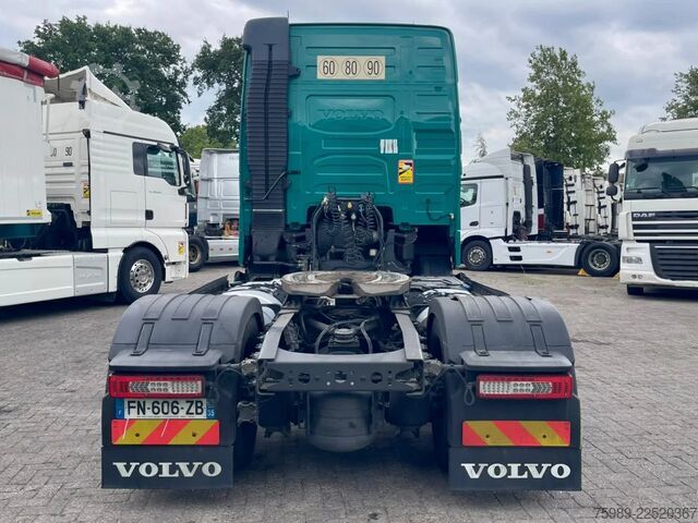 Standard-SZM Volvo FH 500 Vin YV2RT40A3LB309975,  2 tanks, P - Coo...