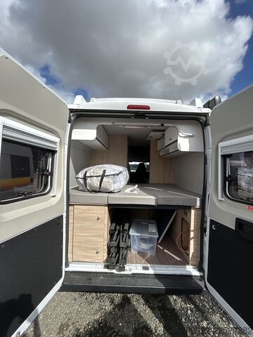Wohnwagen/Wohnmobil Fiat Ducato Weinsberg Carabus 2023 | Cambio manuale | Tetto a soffietto