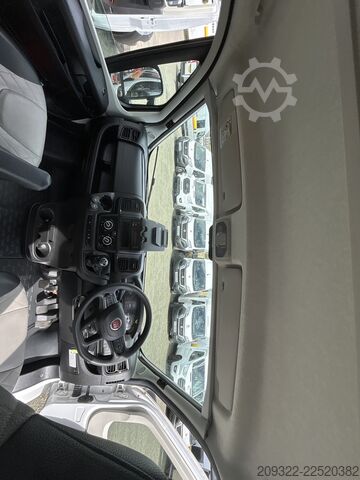 Wohnwagen/Wohnmobil Fiat Ducato Weinsberg Carabus 2023 | Cambio manuale | Tetto a soffietto