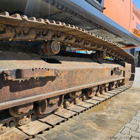 Crawler excavator Hitachi ZX350LCN-5 with scrap shear Labounty MSD-70