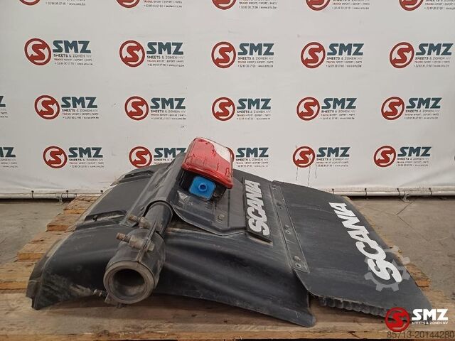 Mudguard Scania Occ Spatbord achteraan rechts met steun en achterl