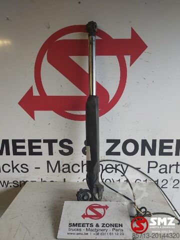Chassis part Volvo Occ Cabinekantelcilinder Volvo FM9