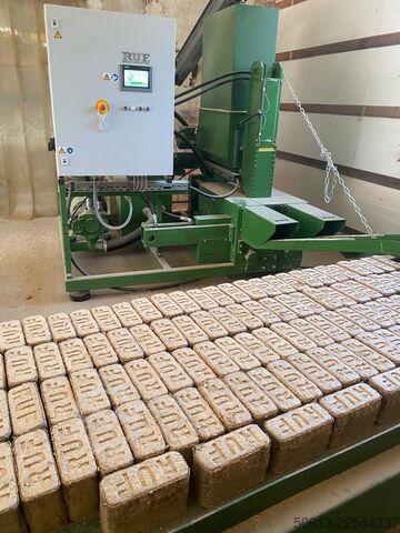 Brikettierpresse RUF LIGNUM Classic