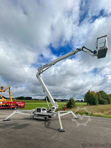 Gelenkteleskoparbeitsbühne EasyLift RA 31