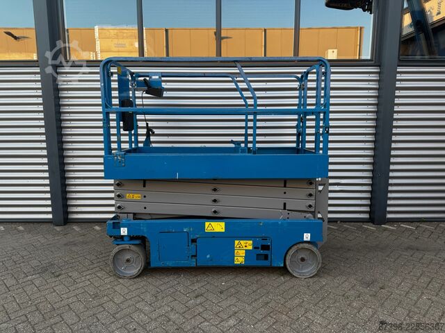 Scissor lift Genie GS2646 GS2646 Hoogwerker Schaarhoogwerker (2013)