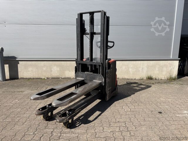 Hochhubwagen Toyota SWE 200 D