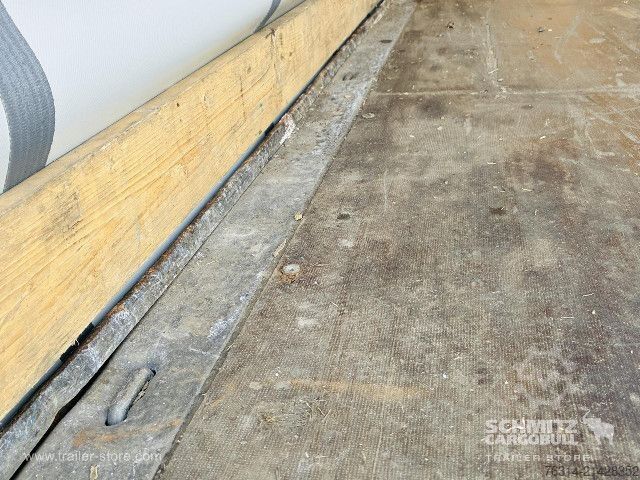 Open semitrailer with tarp Schmitz Cargobull Curtainsider Mega Getränke