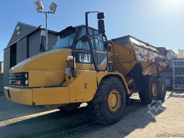 Dumper CAT 725