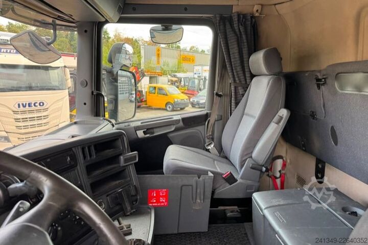 LKW mit Pritsche & Plane SCANIA R380 4x2