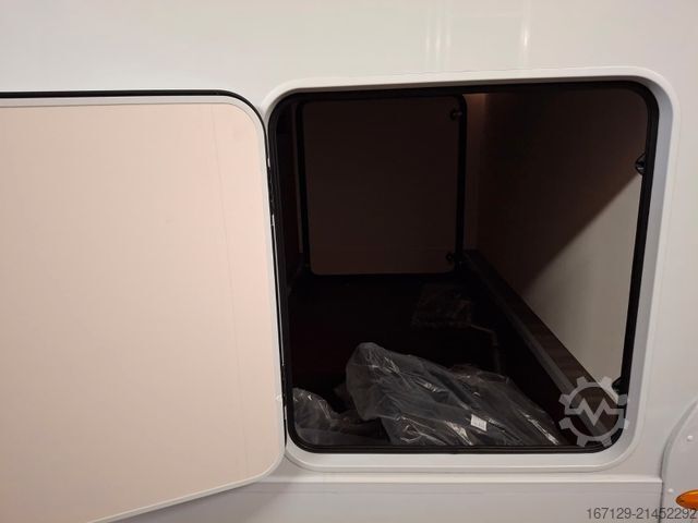 Semi-integrated camper CARADO T 338s Automatik / 5Sitz und Schlafplätze /..
