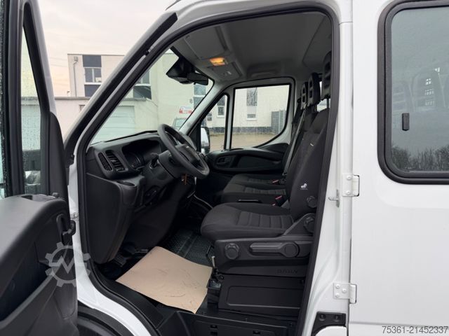 Pick-up van IVECO Daily 35S14Y D Doppelkab Pritsche lang AHK 3,5 t
