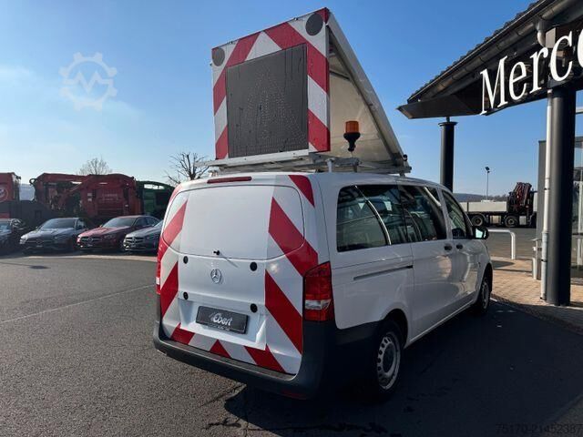 Minibus Mercedes-Benz Vito 111 CDI Tourer Begleitfahrzeug BF3+ / WVZ