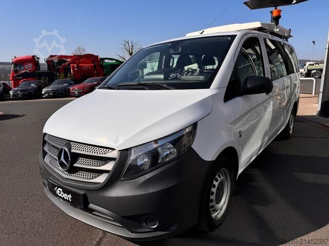 Minibus Mercedes-Benz Vito 111 CDI Tourer Begleitfahrzeug BF3+ / WVZ