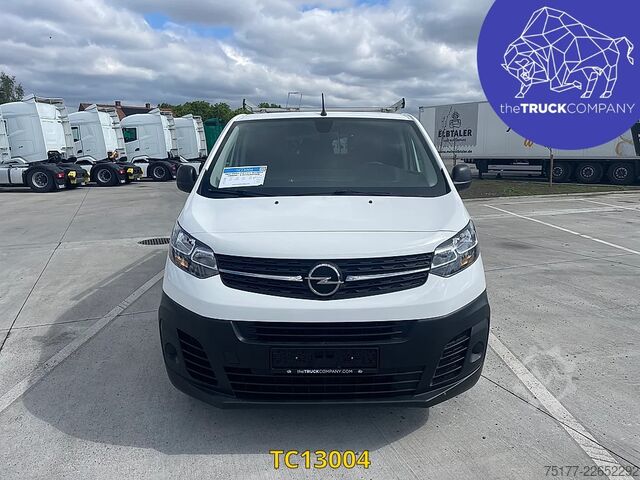 Panel van Opel Vivaro 2.0 CDTI DUBBELE CABINE - 6 ZITPLAATSEN