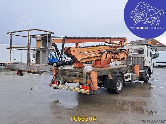 Chassis with cab Volvo FLC