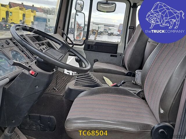 Chassis with cab Volvo FLC