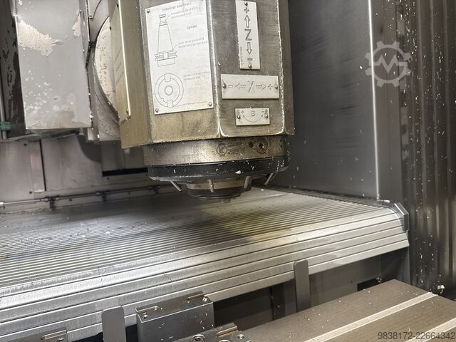 Universal machining center MATEC 30 HV