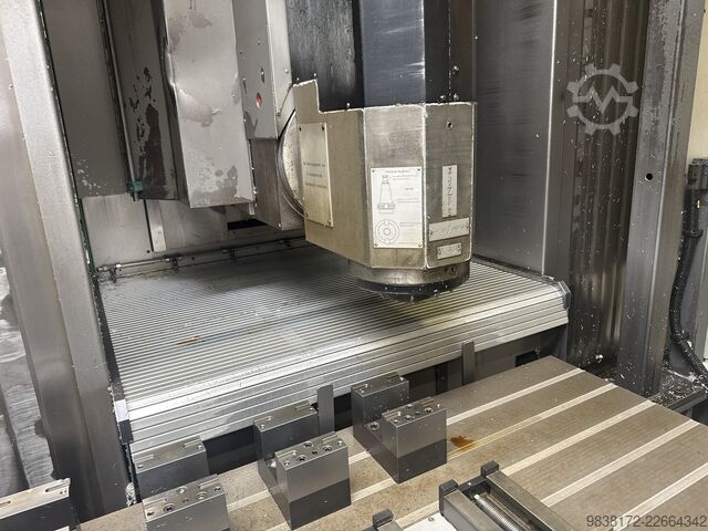 Universal machining center MATEC 30 HV