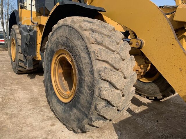 Radlader Caterpillar 966M