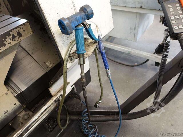 5-Achsen-Universal-Bearbeitungszentrum MIKRON HBM 1350