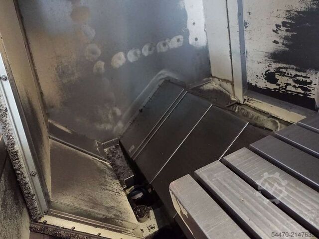 5-Achsen-Universal-Bearbeitungszentrum MIKRON HBM 1350